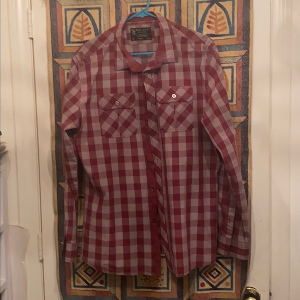 Marc Ecko Cut N Sew button up dress shirt.